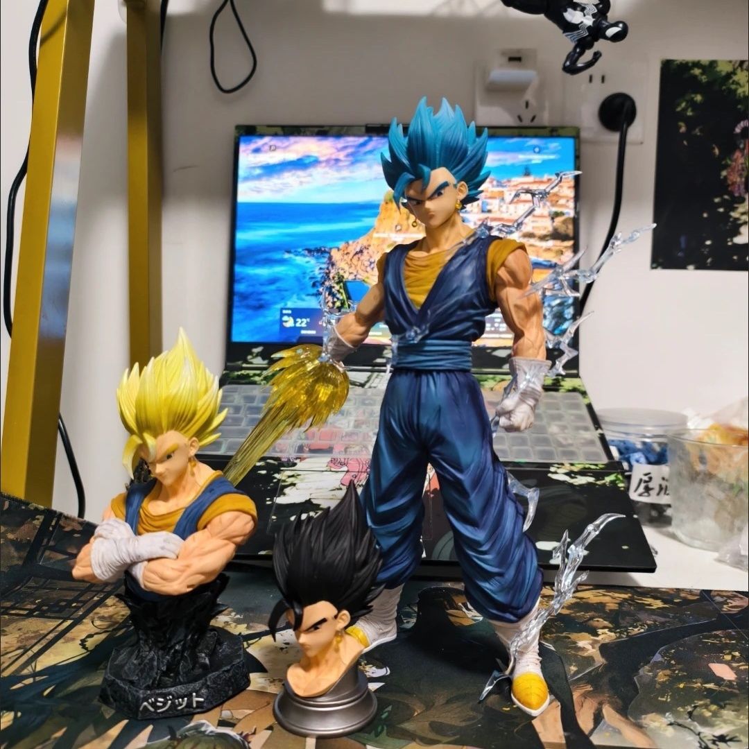 アニメ戦士アクションフィギュアセット交換可能なヘッドパーツP - Cosplay Prop Display のレビューと価格